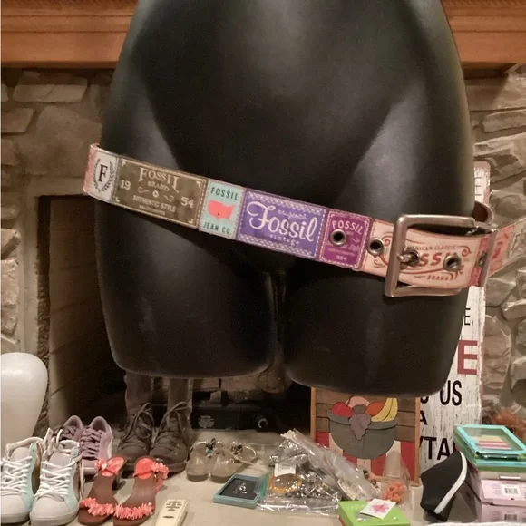 Fossil Logo Patchwork Unique Leather Belt SZ.S - Picture 13 of 16